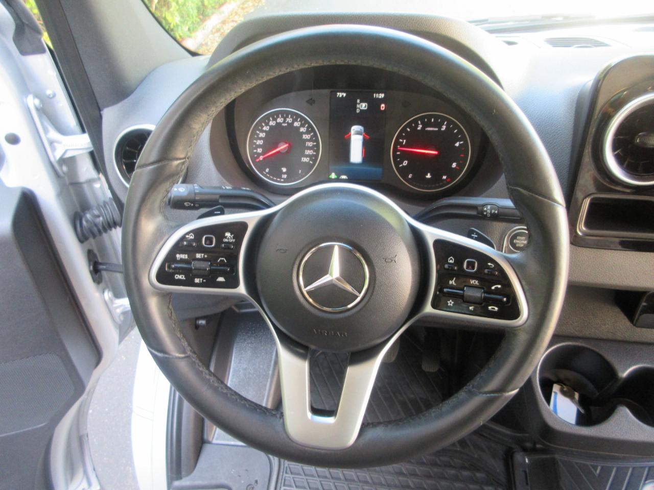 Mercedes-Benz Sprinter 2500  2023