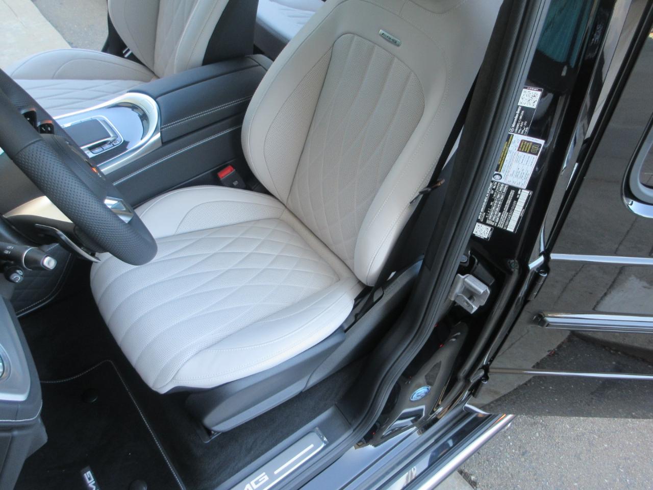 Mercedes-Benz G63  2027