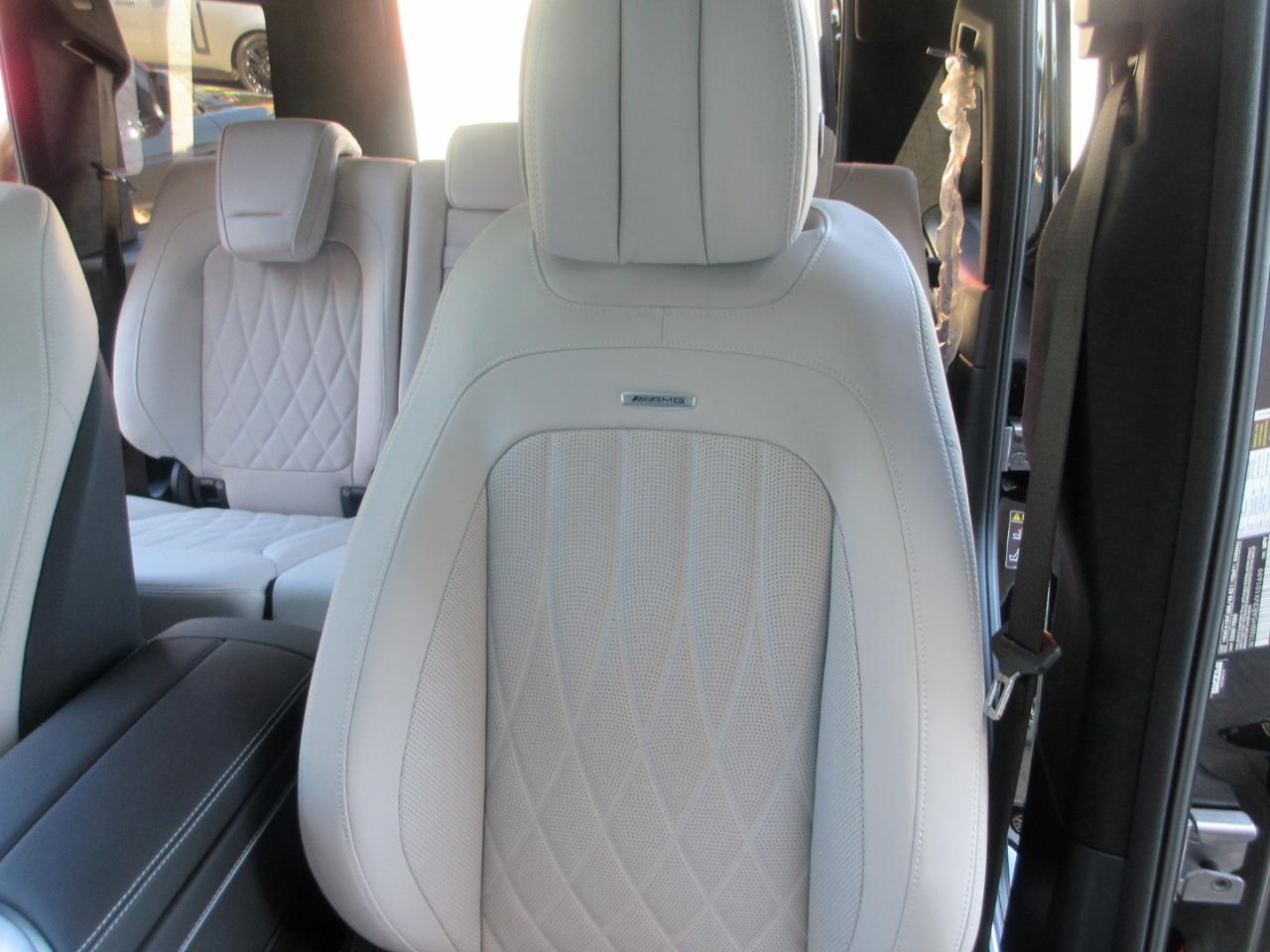 Mercedes-Benz G63  2027