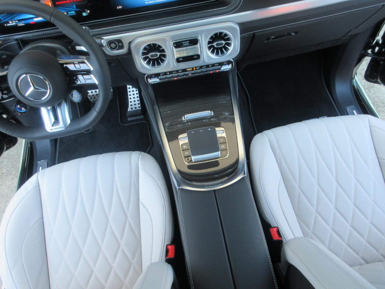 Mercedes-Benz G63  2027