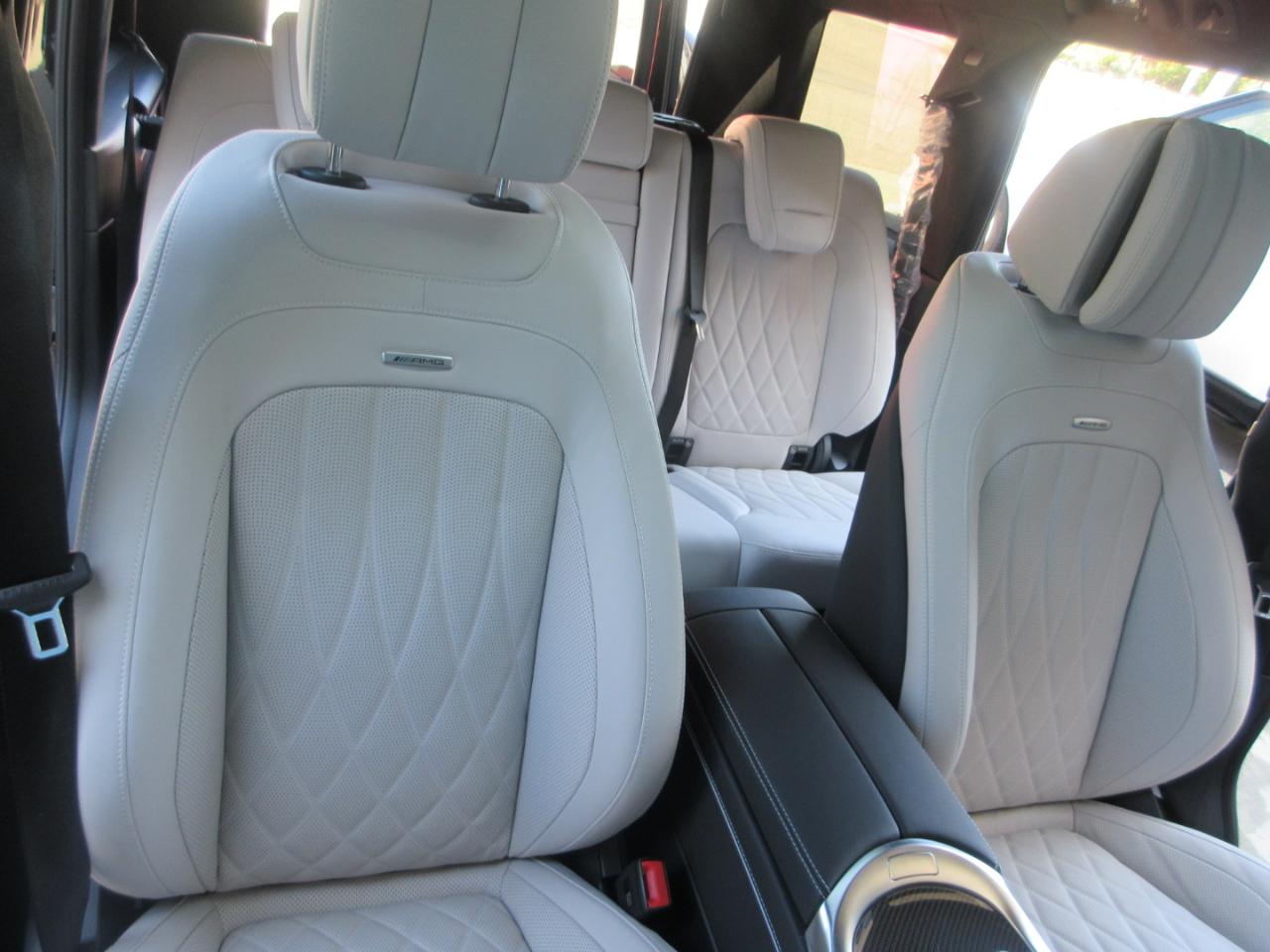 Mercedes-Benz G63  2027