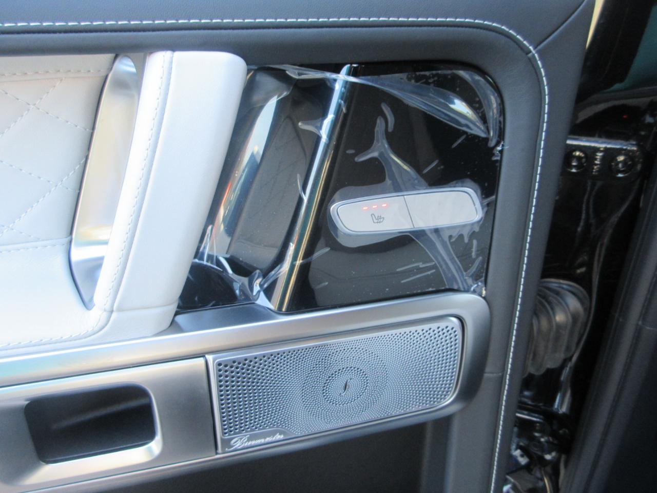 Mercedes-Benz G63  2027