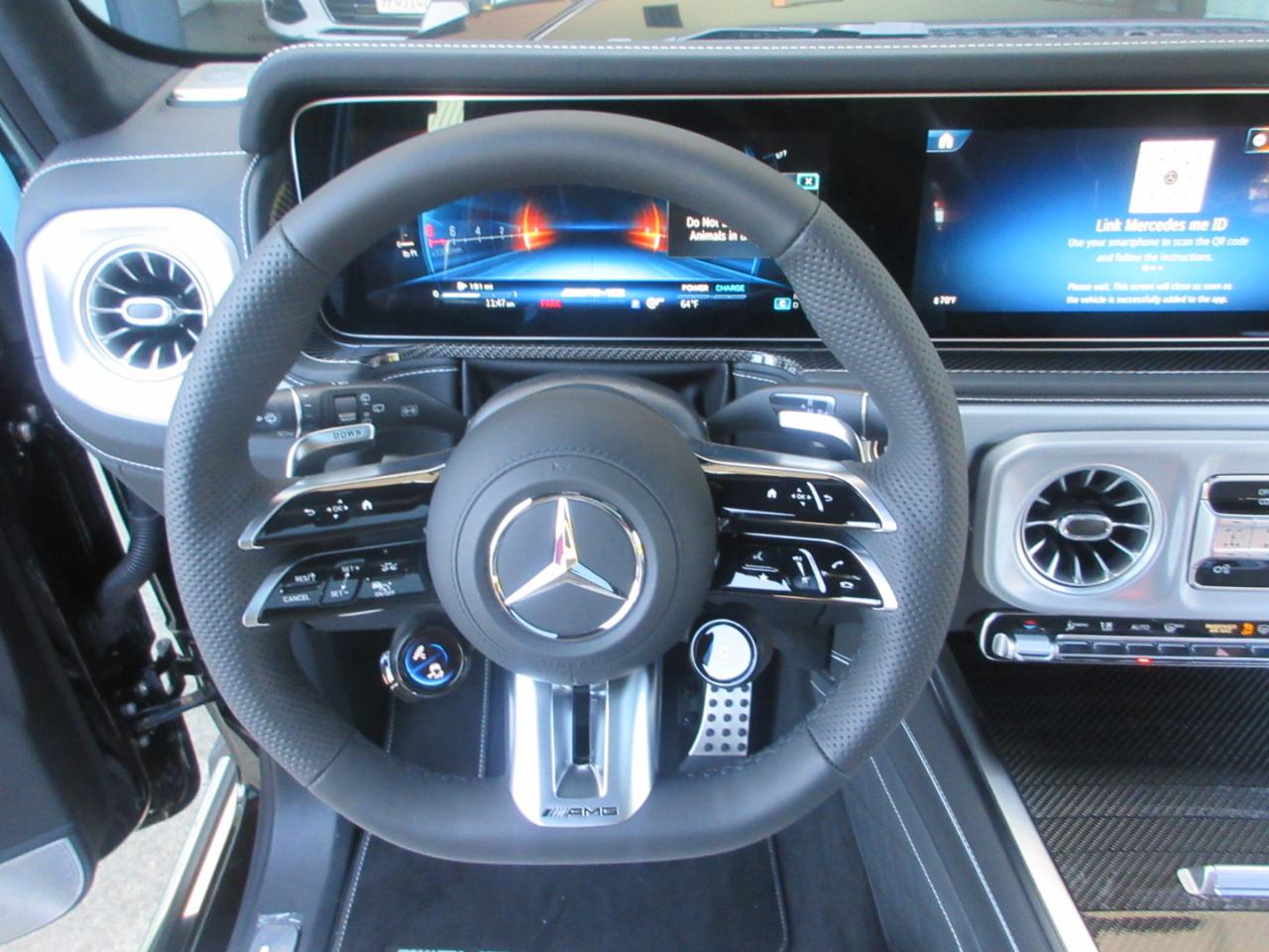 Mercedes-Benz G63  2027