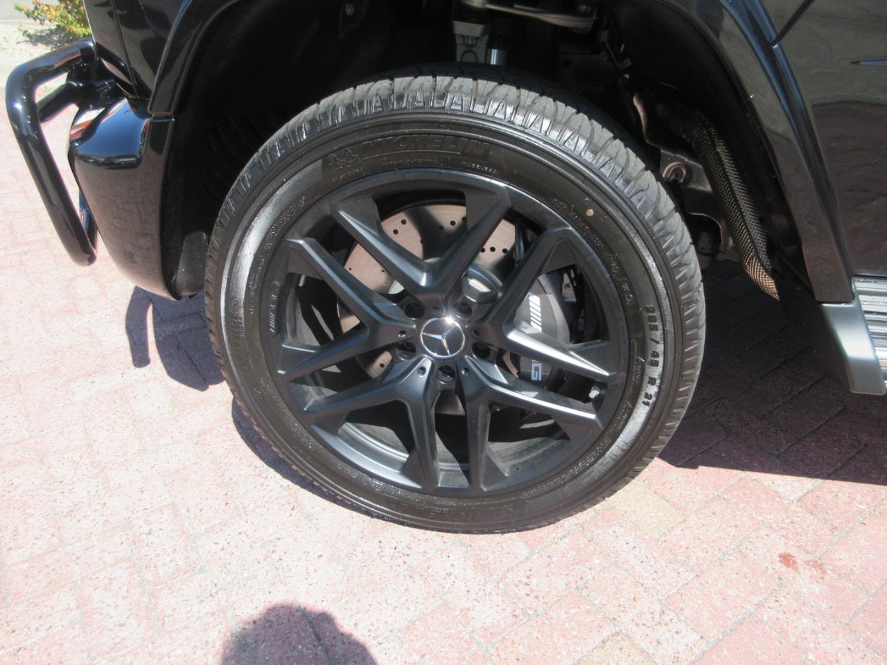 Mercedes-Benz G63  2027