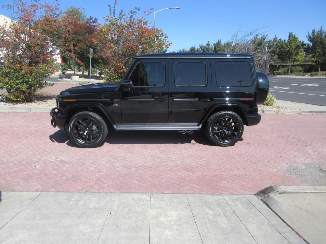 Mercedes-Benz G63  2027