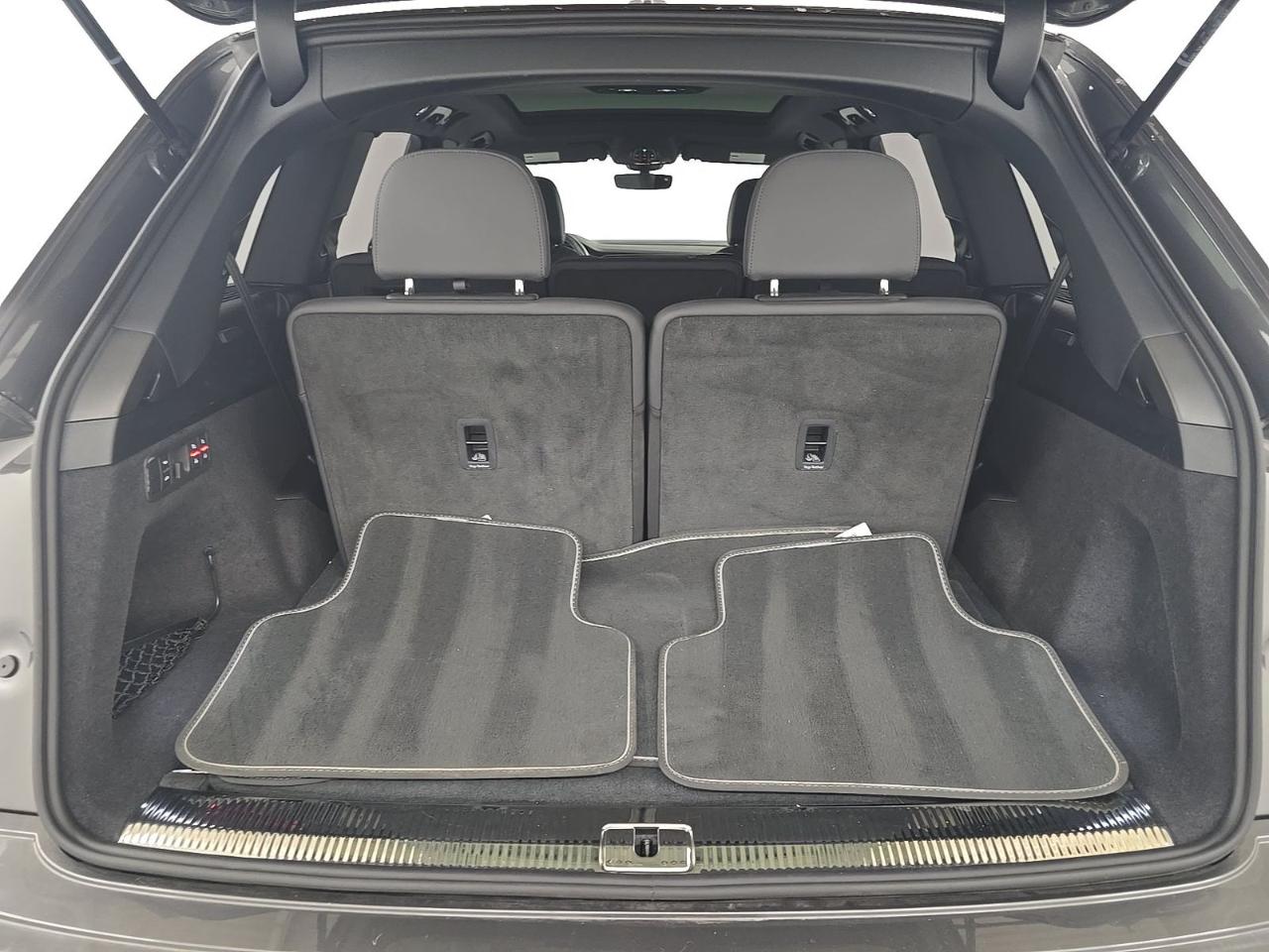 Audi Q7 Premium Plus 55 quattro *Ltd Avail* 2026