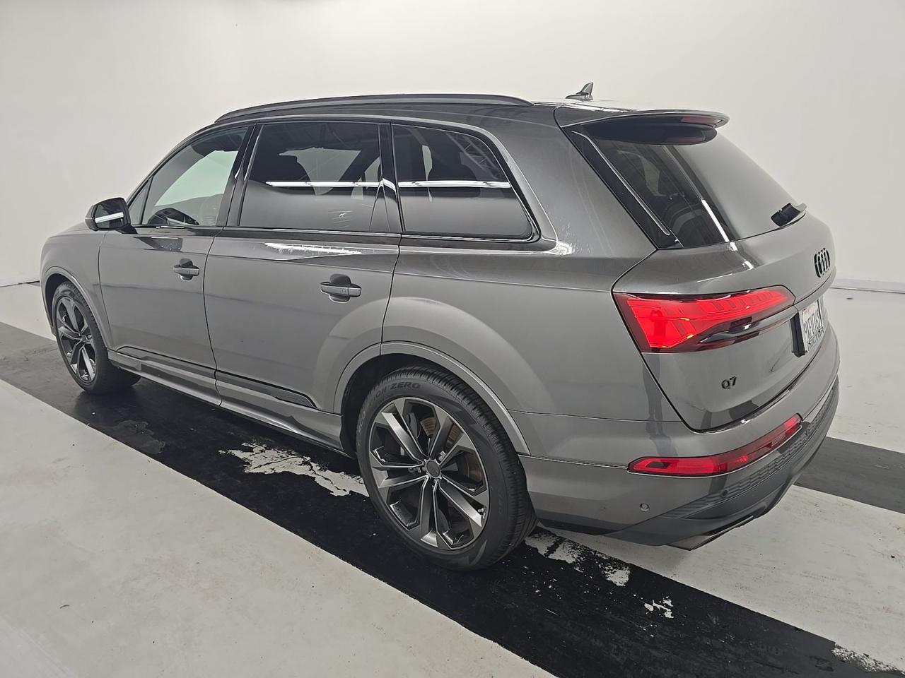 Audi Q7 Premium Plus 55 quattro *Ltd Avail* 2026