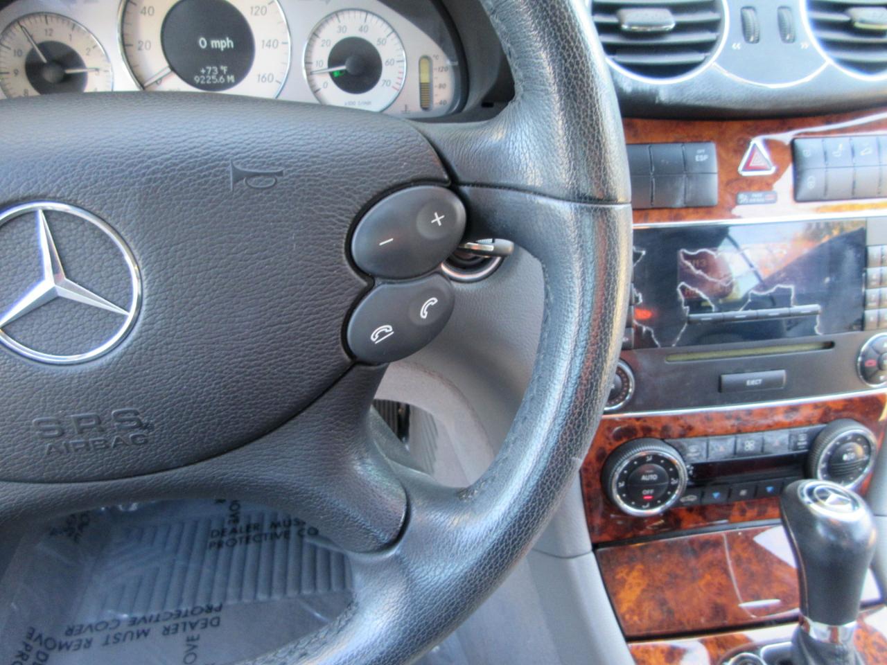 Mercedes-Benz CLK-Class 2dr Cabriolet 5.0L 2006
