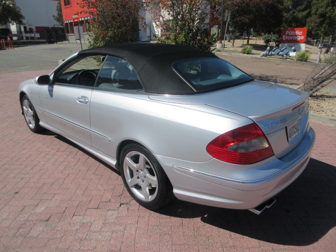 Mercedes-Benz CLK-Class 2dr Cabriolet 5.0L 2006