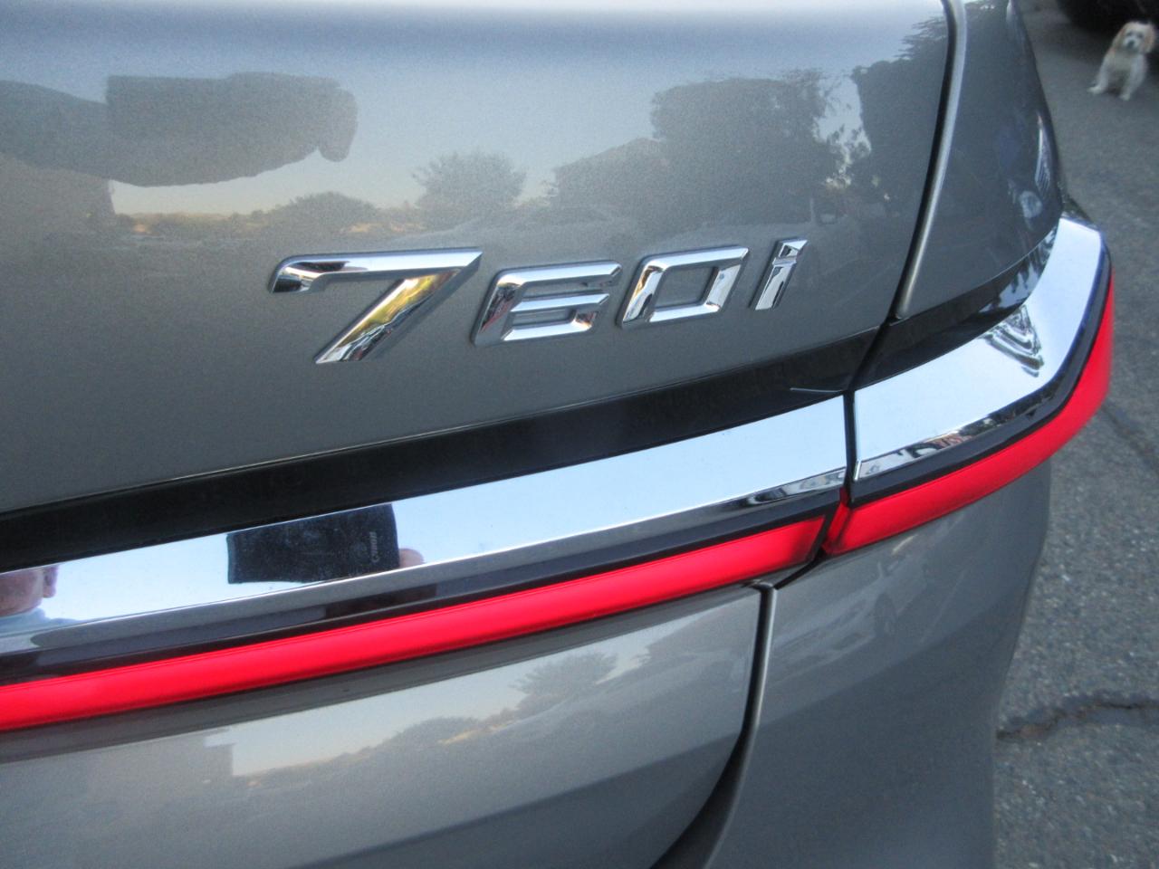 BMW 7-Series  2023