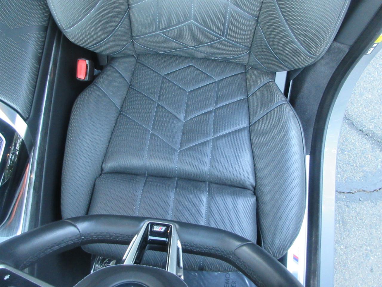 BMW 7-Series  2023