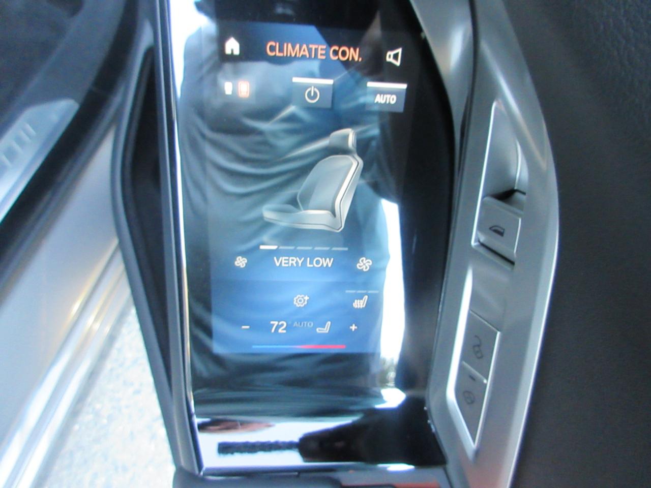 BMW 7-Series  2023