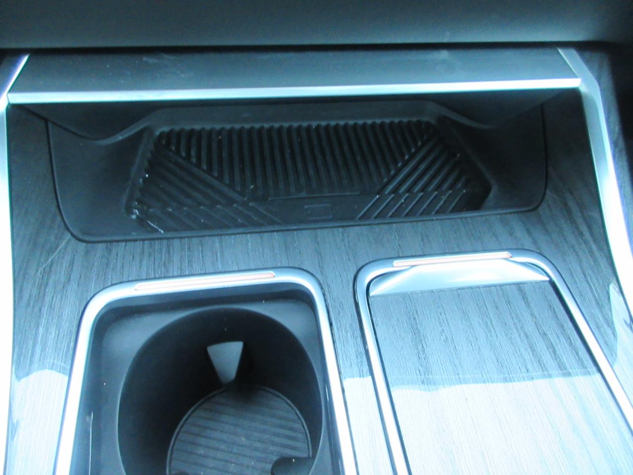 BMW 7-Series  2023