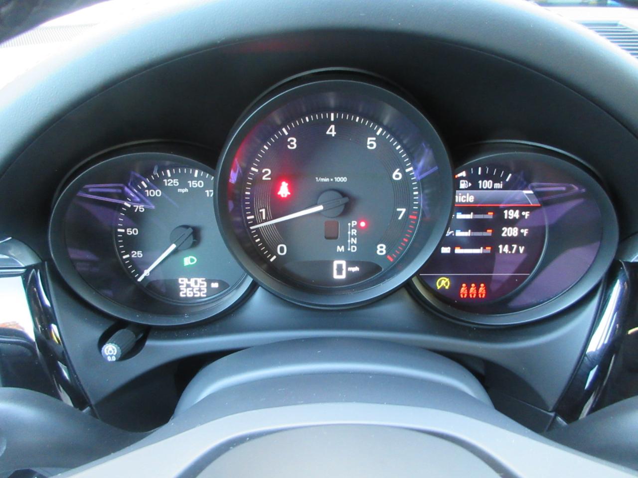 Porsche Macan  2025
