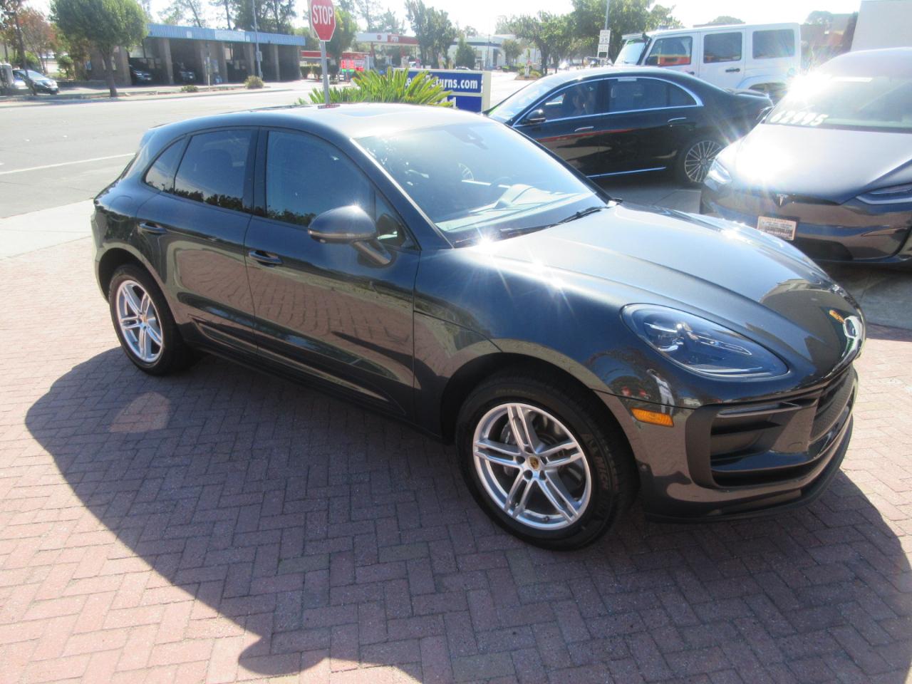 Porsche Macan  2025