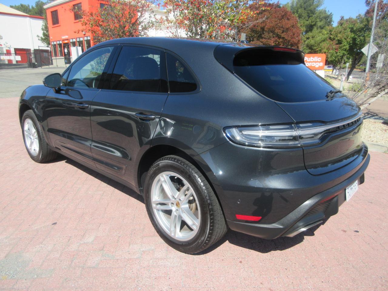 Porsche Macan  2025
