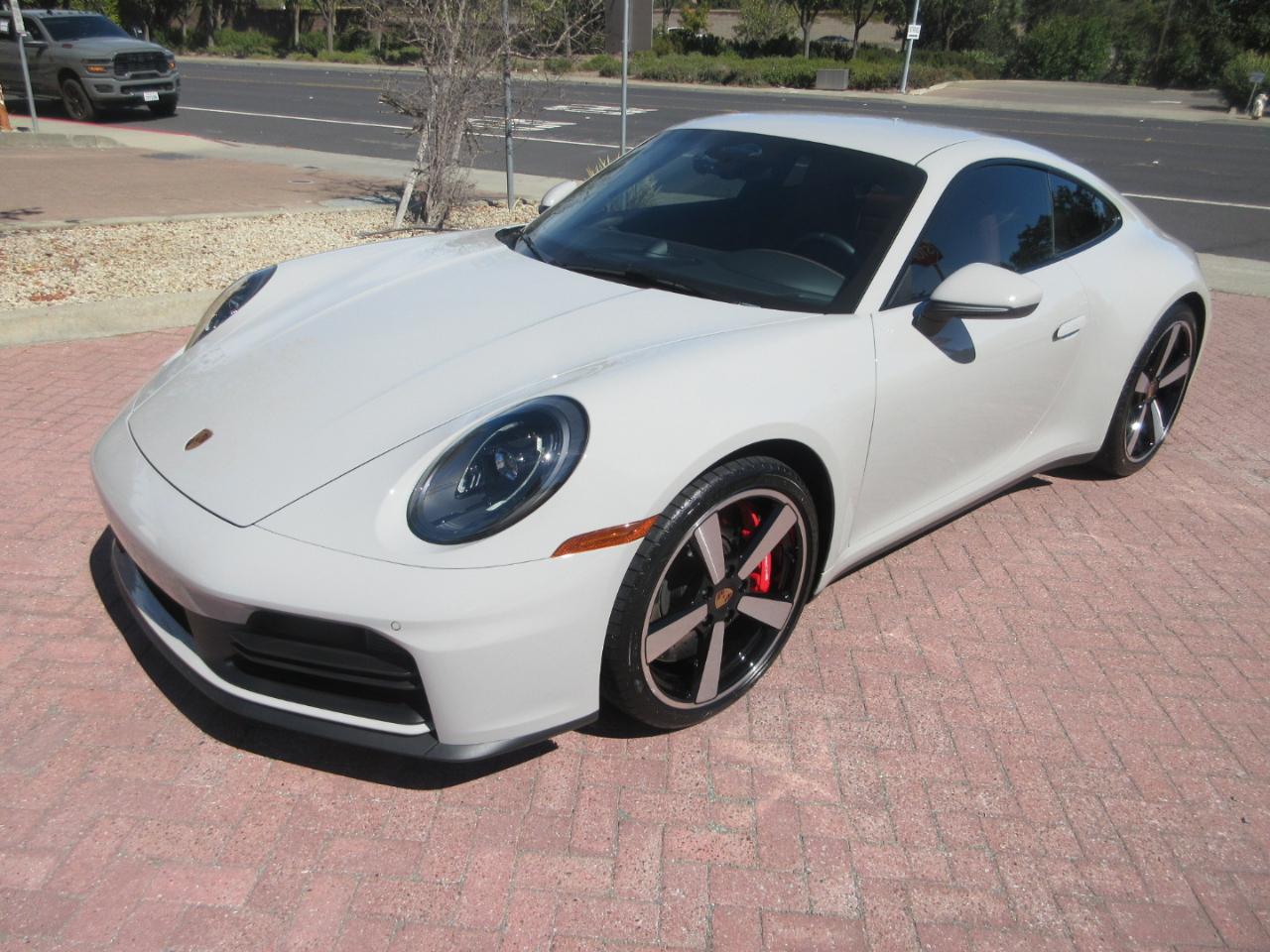 2026 Porsche 911 S COUPE**LIFT**HEAT SEATS*SPORT CHRONO**BODE**