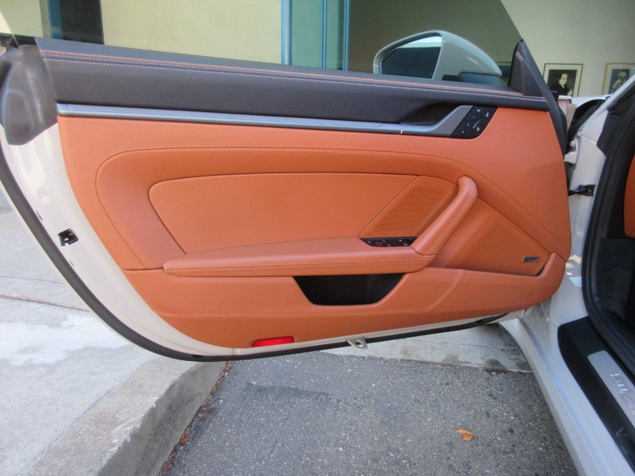 Porsche 911  2026