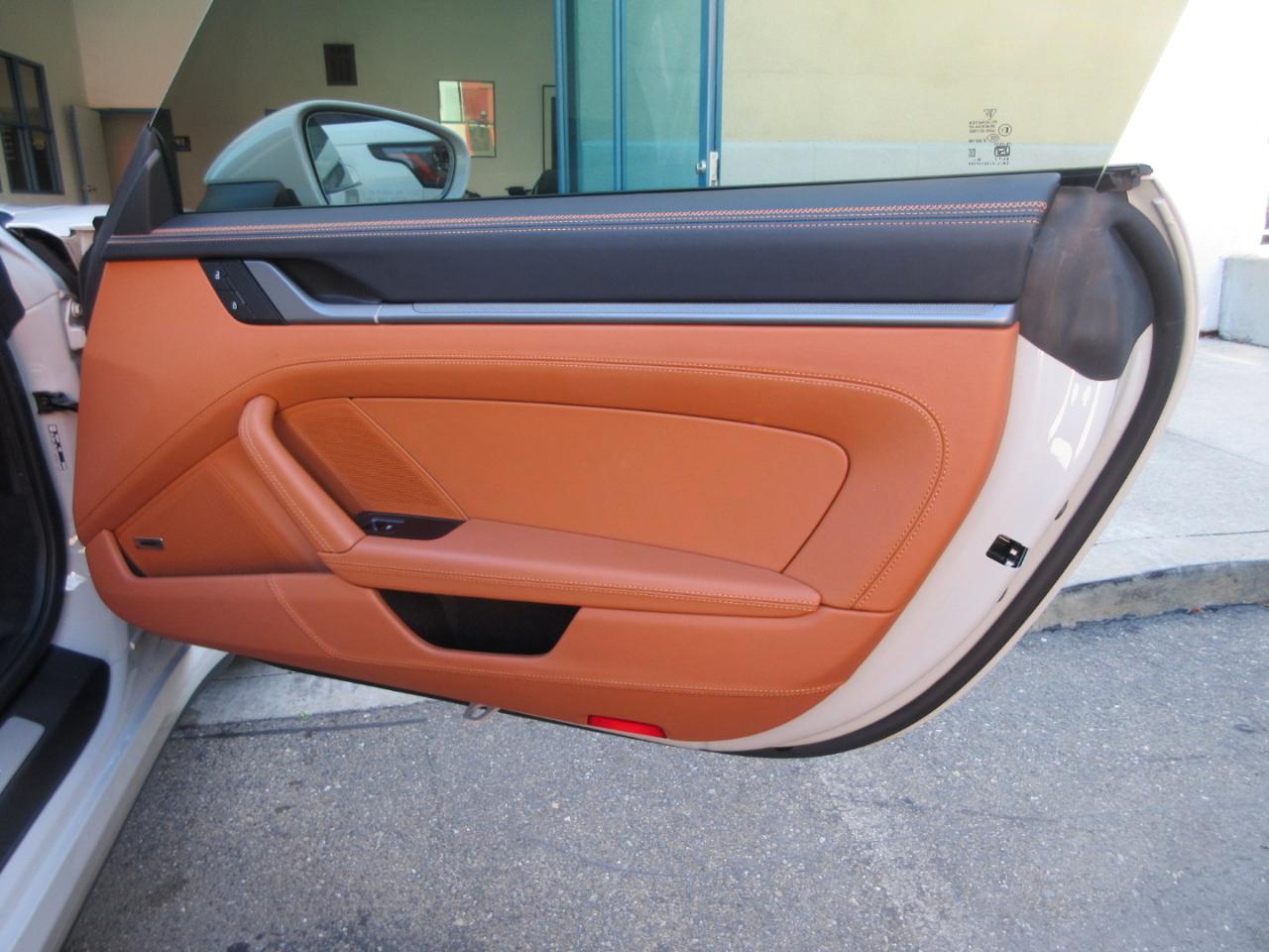 Porsche 911  2026