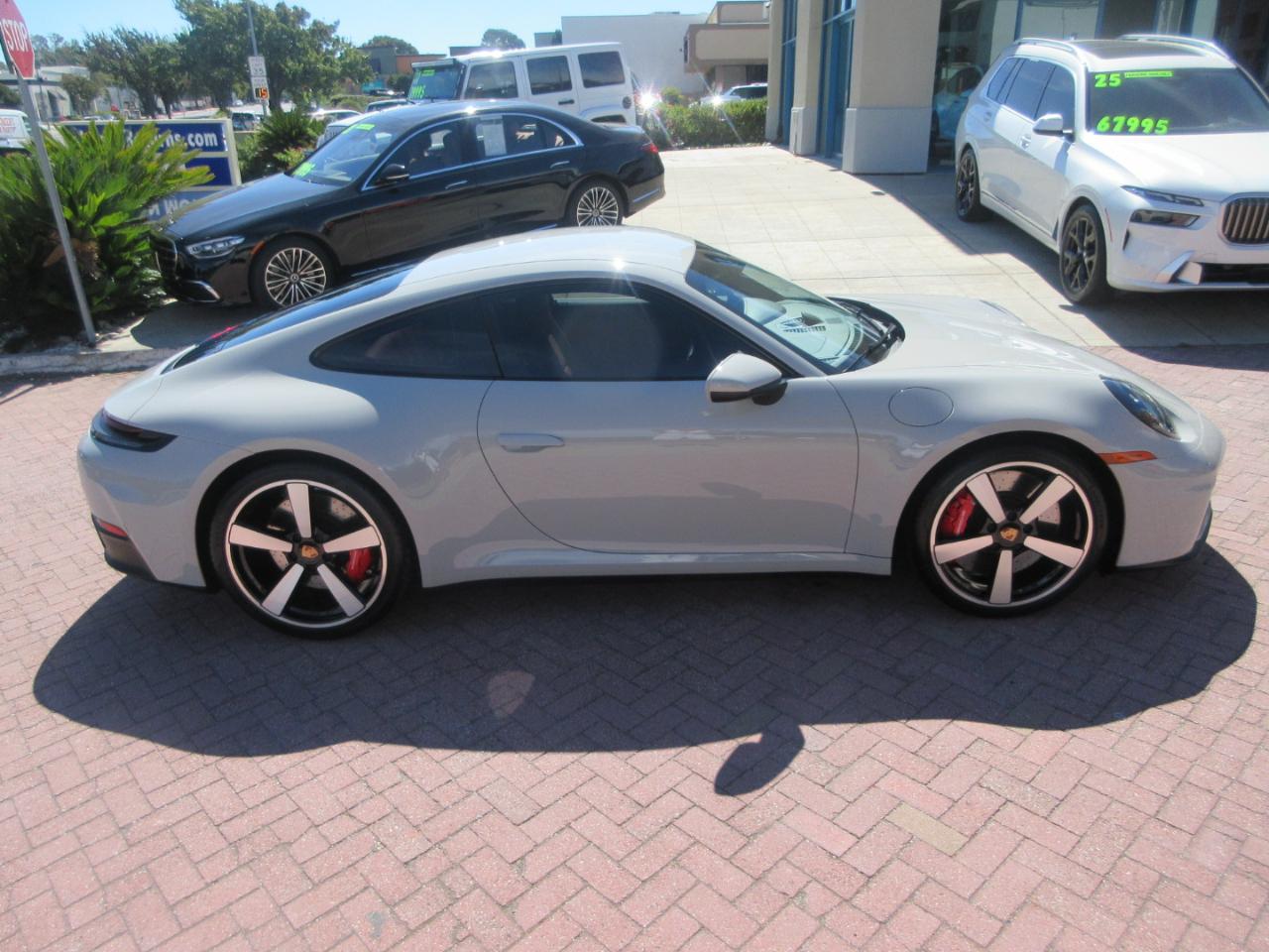 Porsche 911  2026