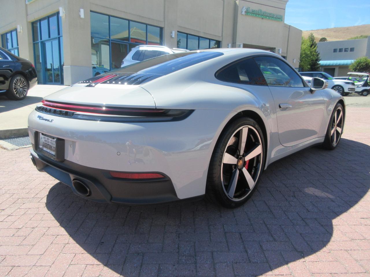 Porsche 911  2026