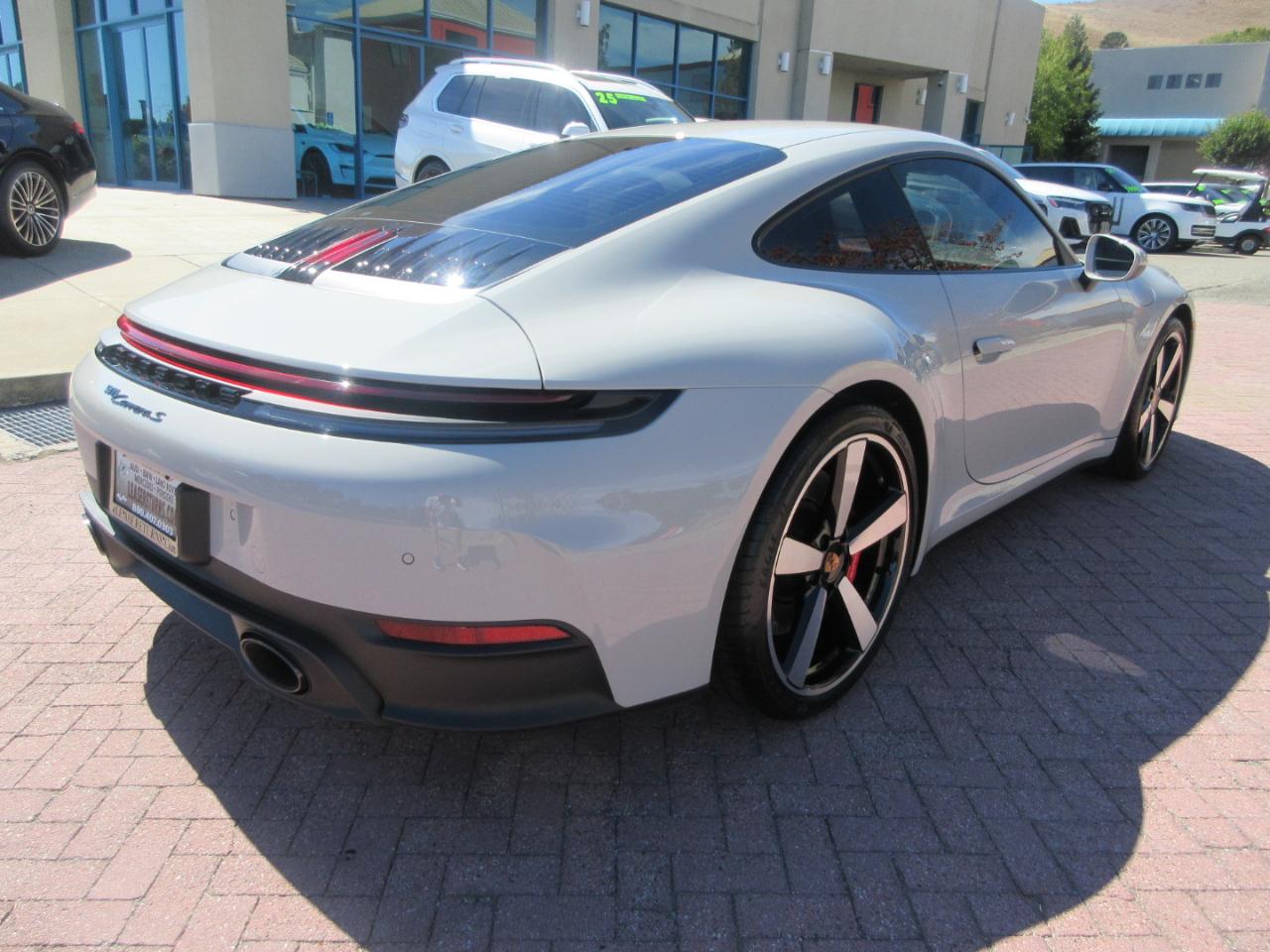 Porsche 911  2026