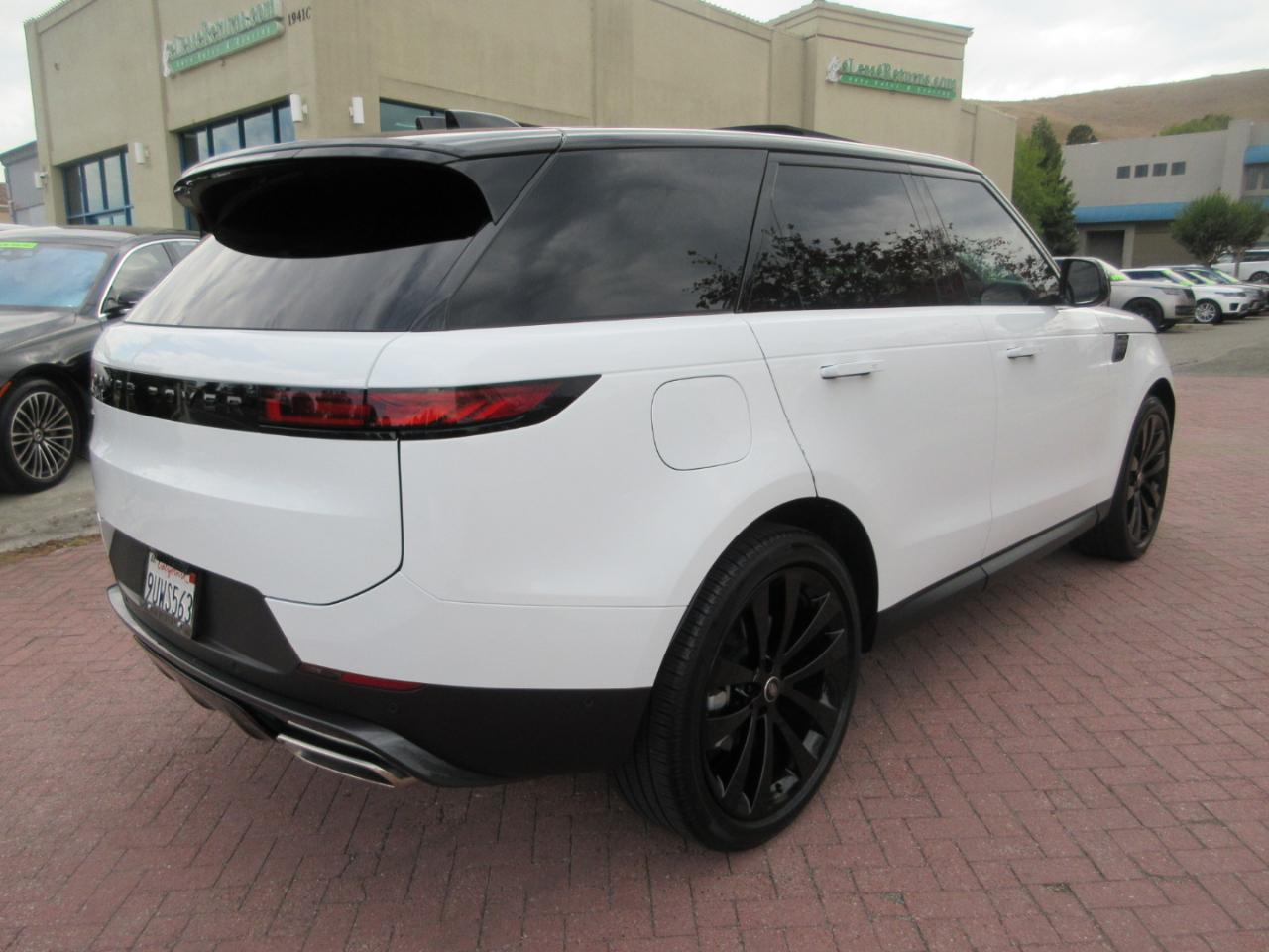 Land Rover Range Rover Sport  2025