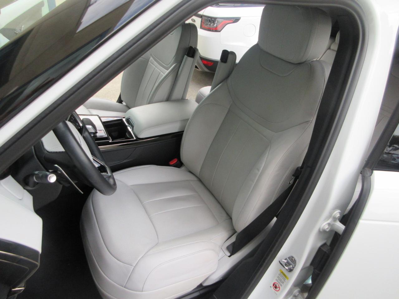 Land Rover Range Rover Sport  2025