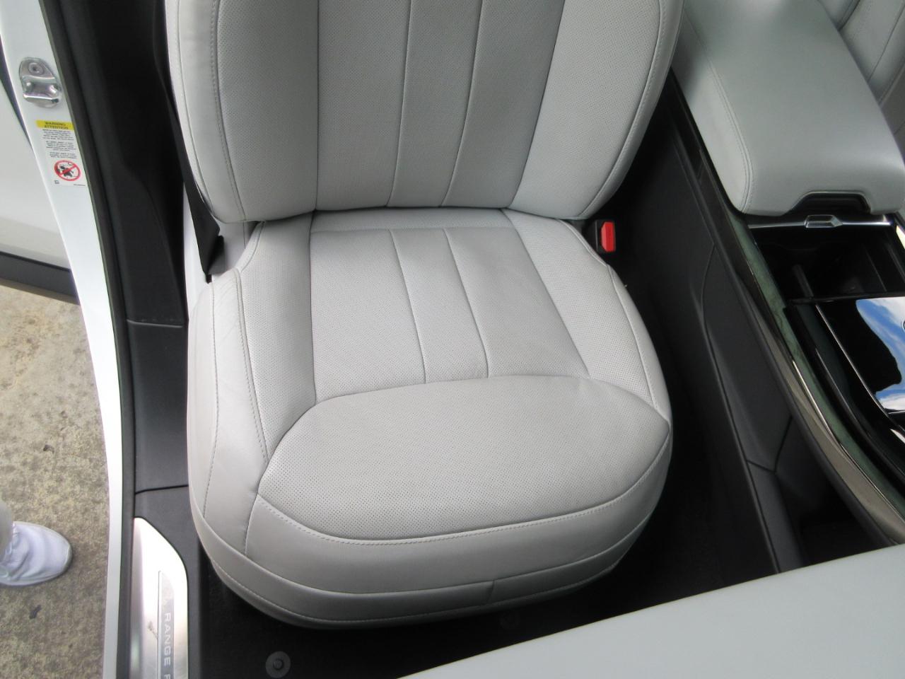 Land Rover Range Rover Sport  2025
