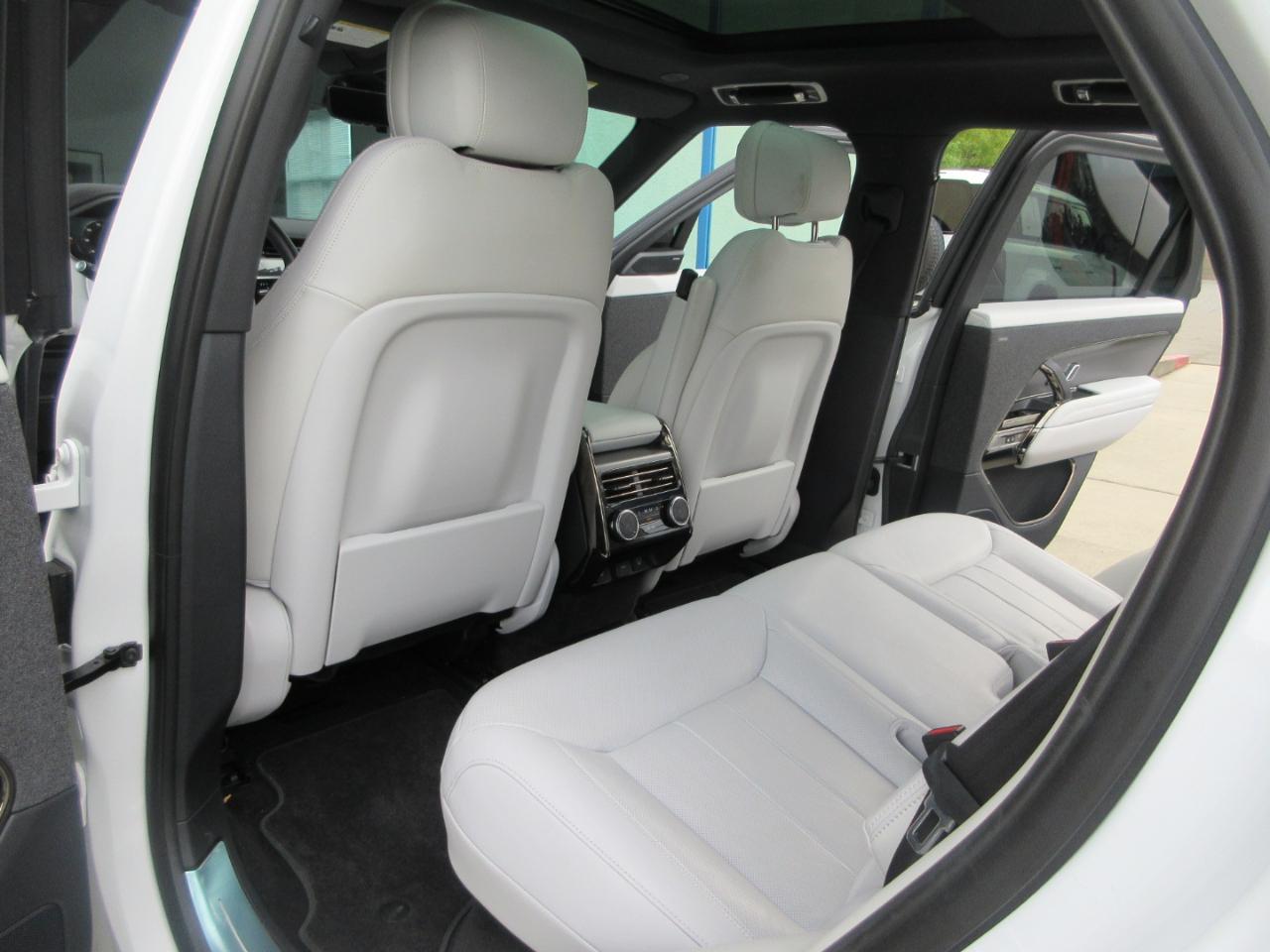 Land Rover Range Rover Sport  2025