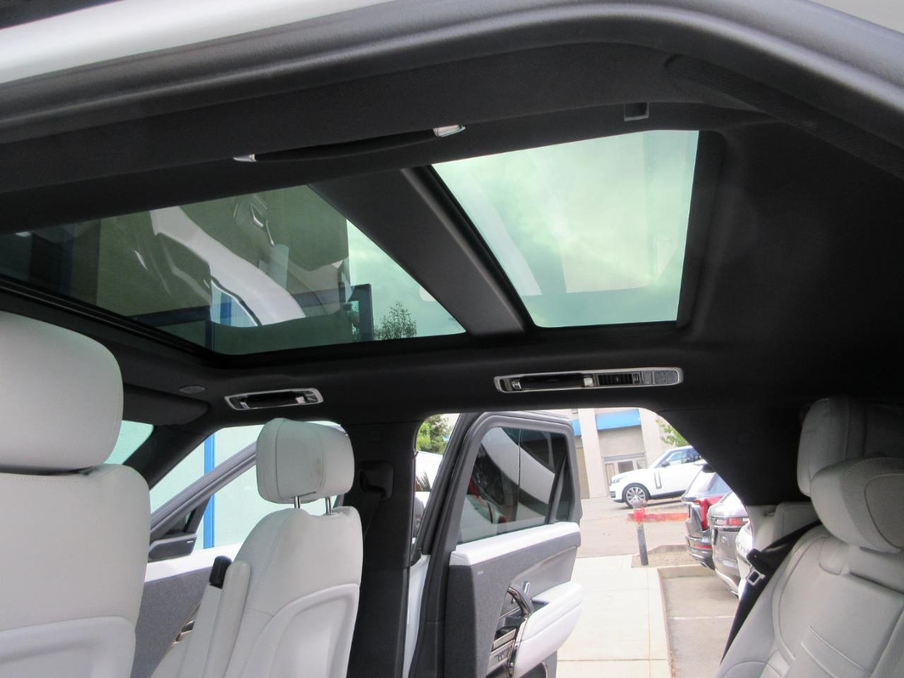 Land Rover Range Rover Sport  2025