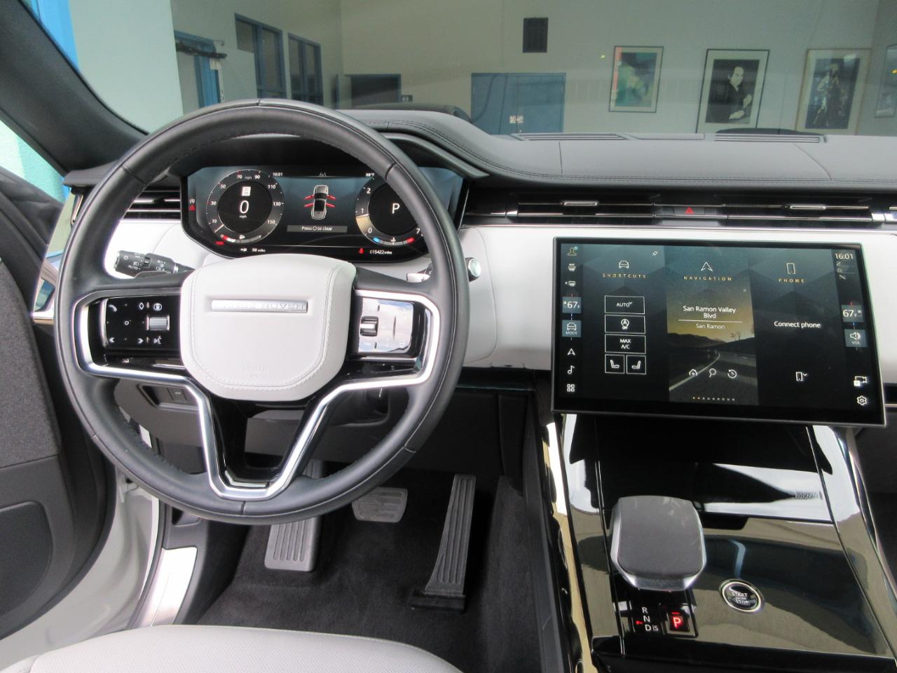 Land Rover Range Rover Sport  2025