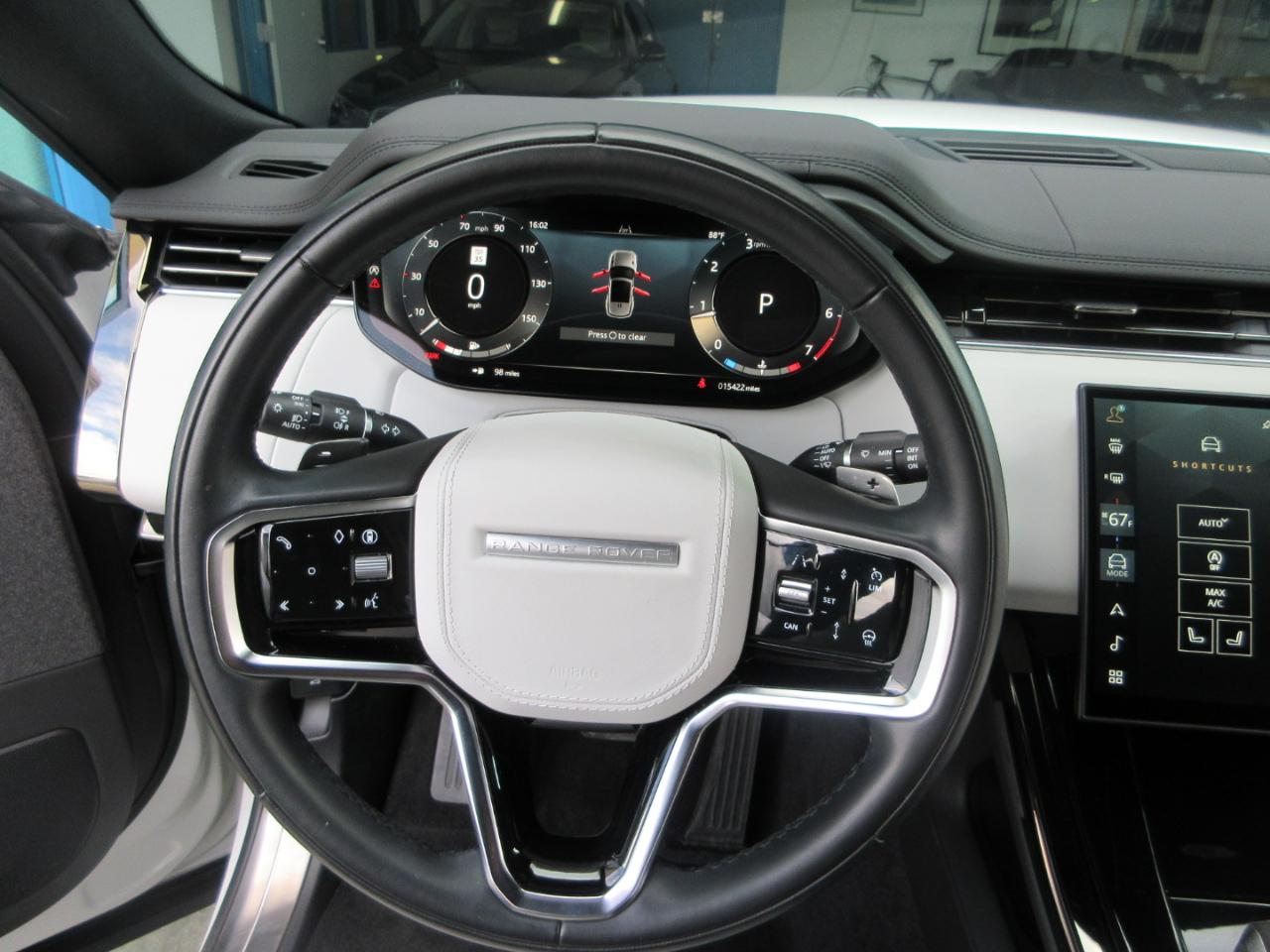Land Rover Range Rover Sport  2025