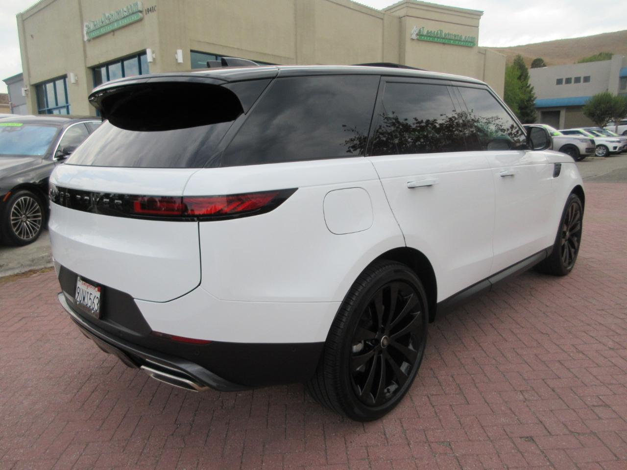 Land Rover Range Rover Sport  2025