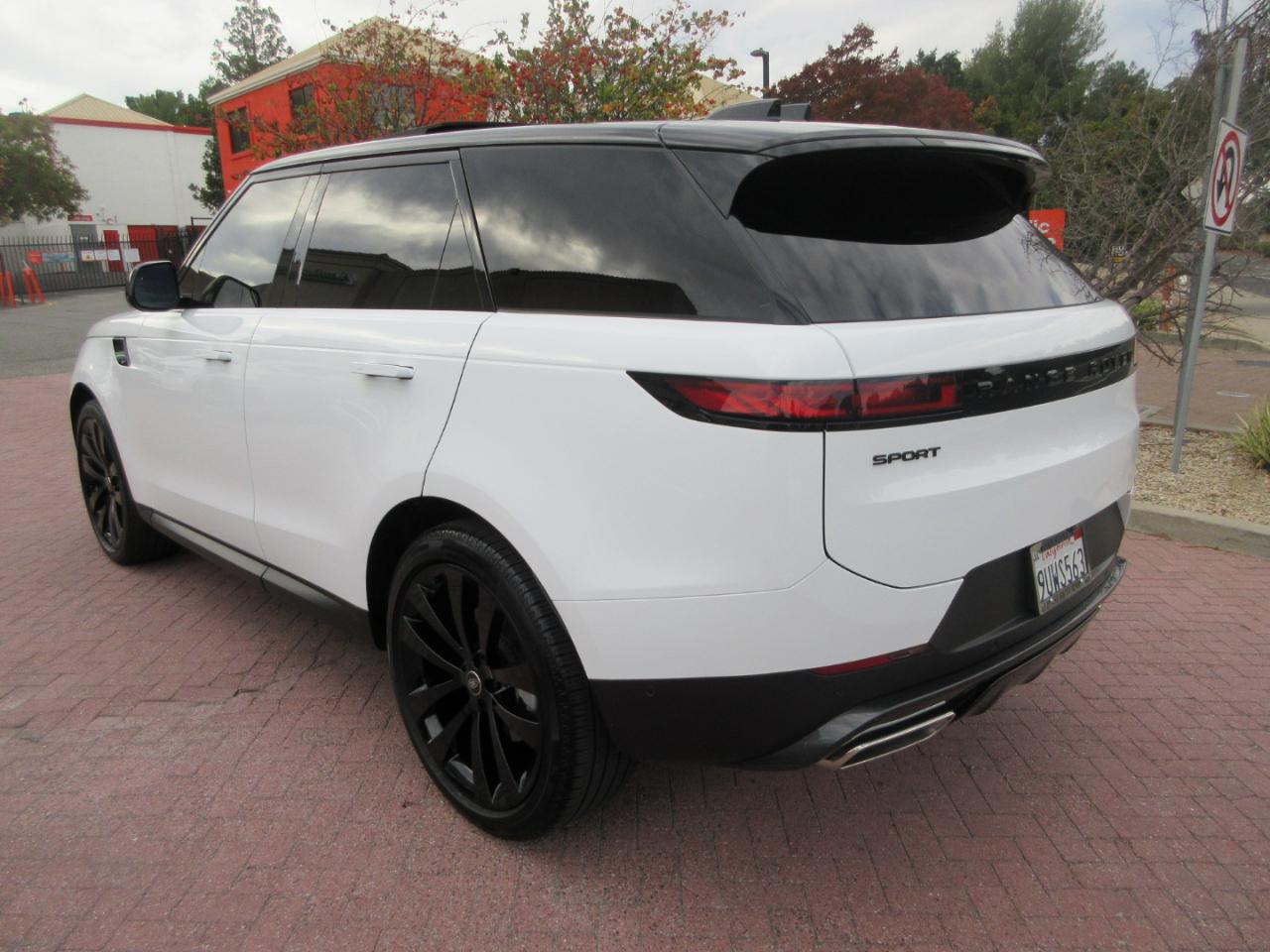 Land Rover Range Rover Sport  2025