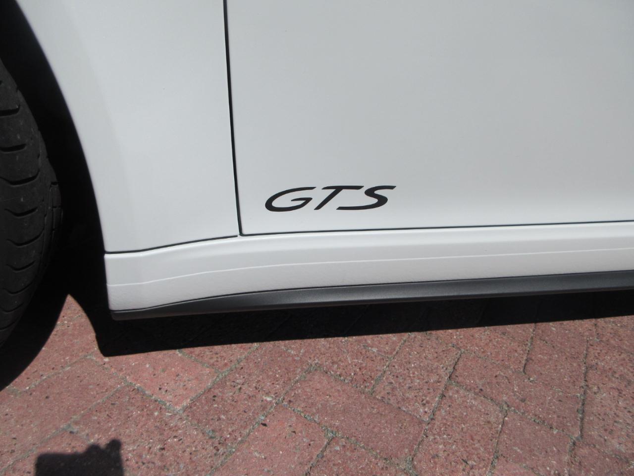 Porsche 911  2018