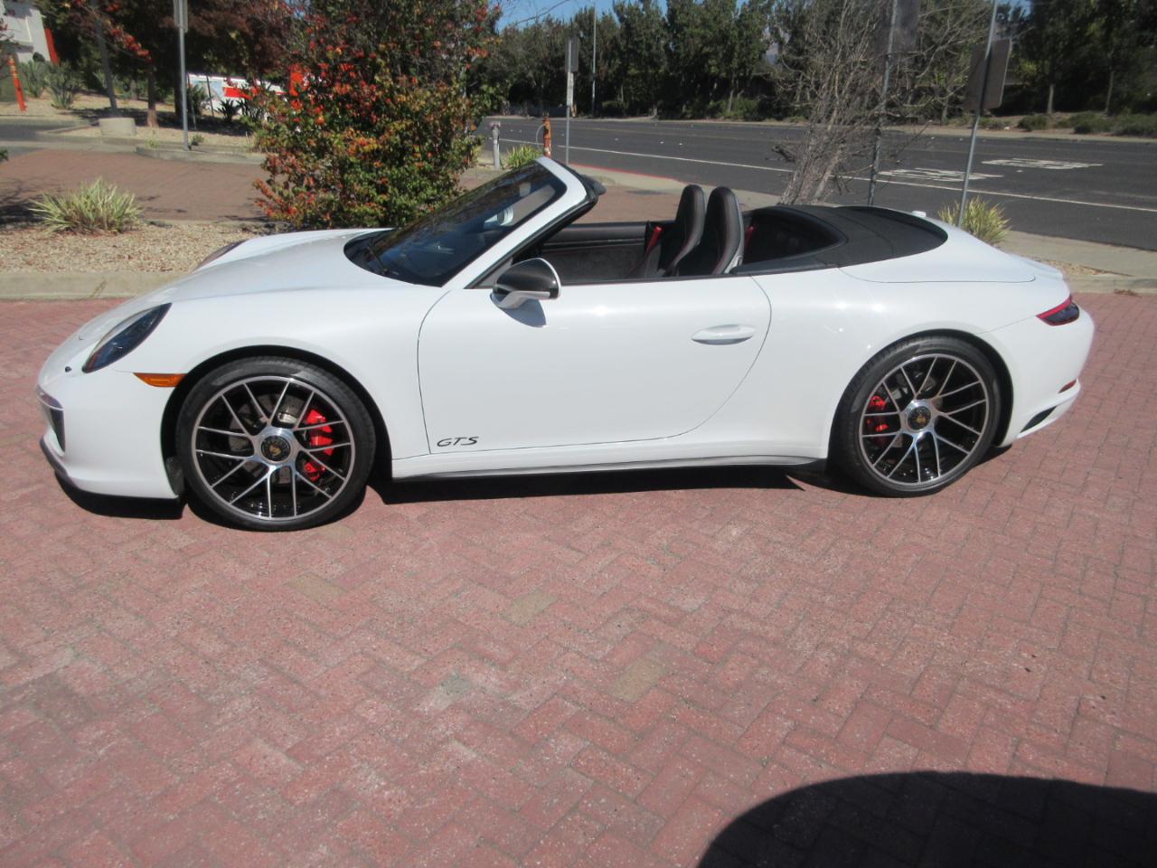 Porsche 911  2018