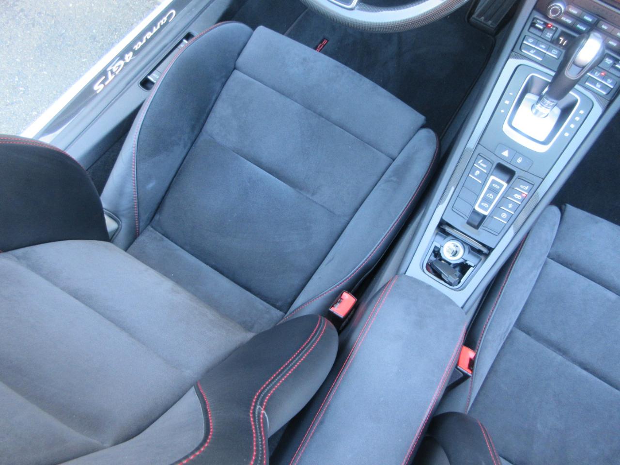 Porsche 911  2018