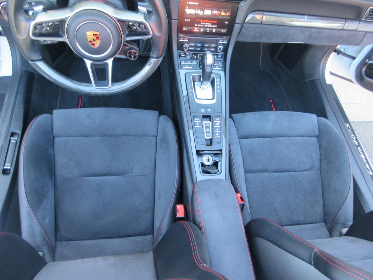 Porsche 911  2018