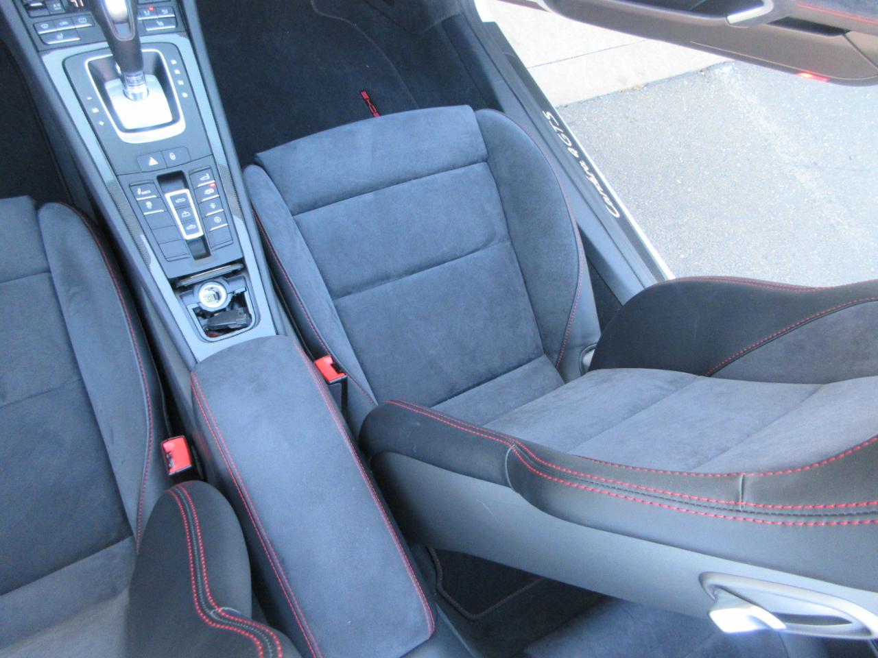 Porsche 911  2018