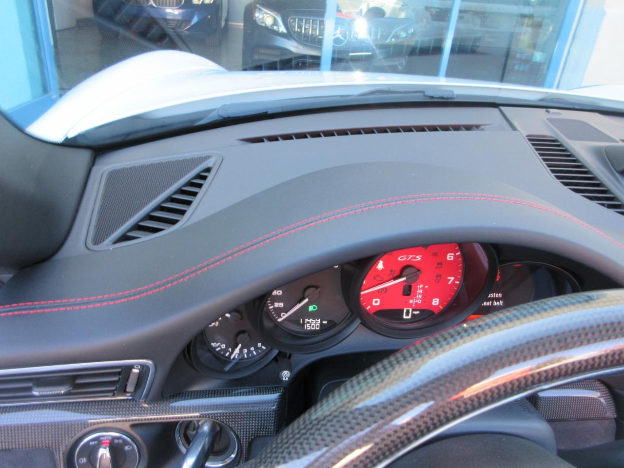 Porsche 911  2018