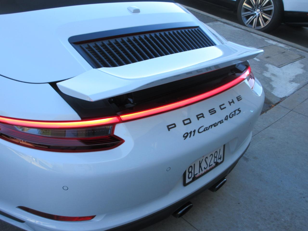 Porsche 911  2018