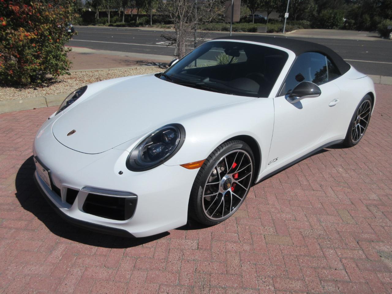 Porsche 911  2018