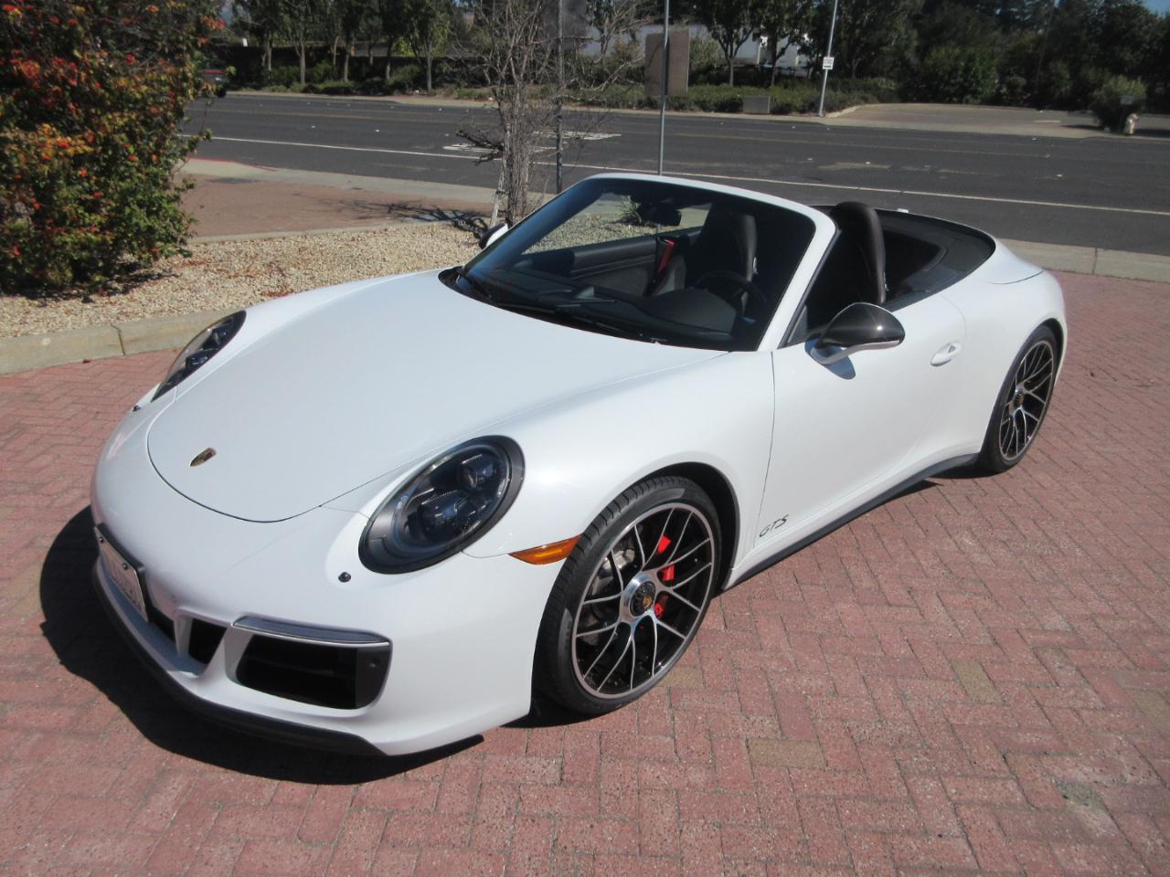 Porsche 911  2018