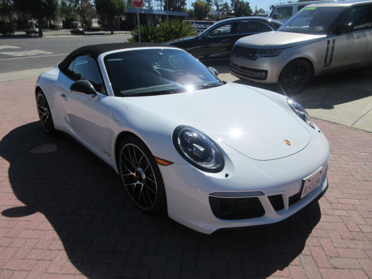 Porsche 911  2018