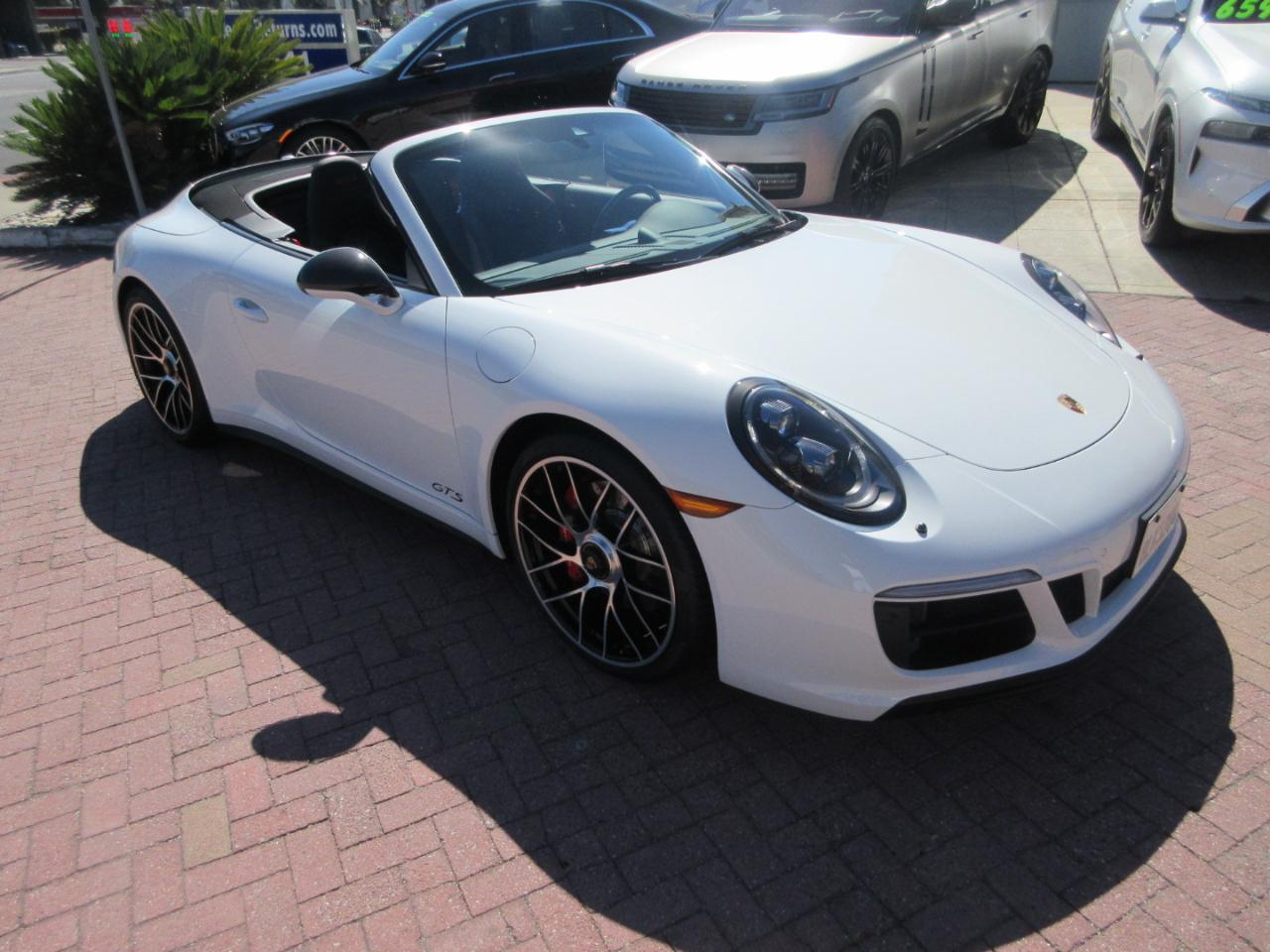 Porsche 911  2018