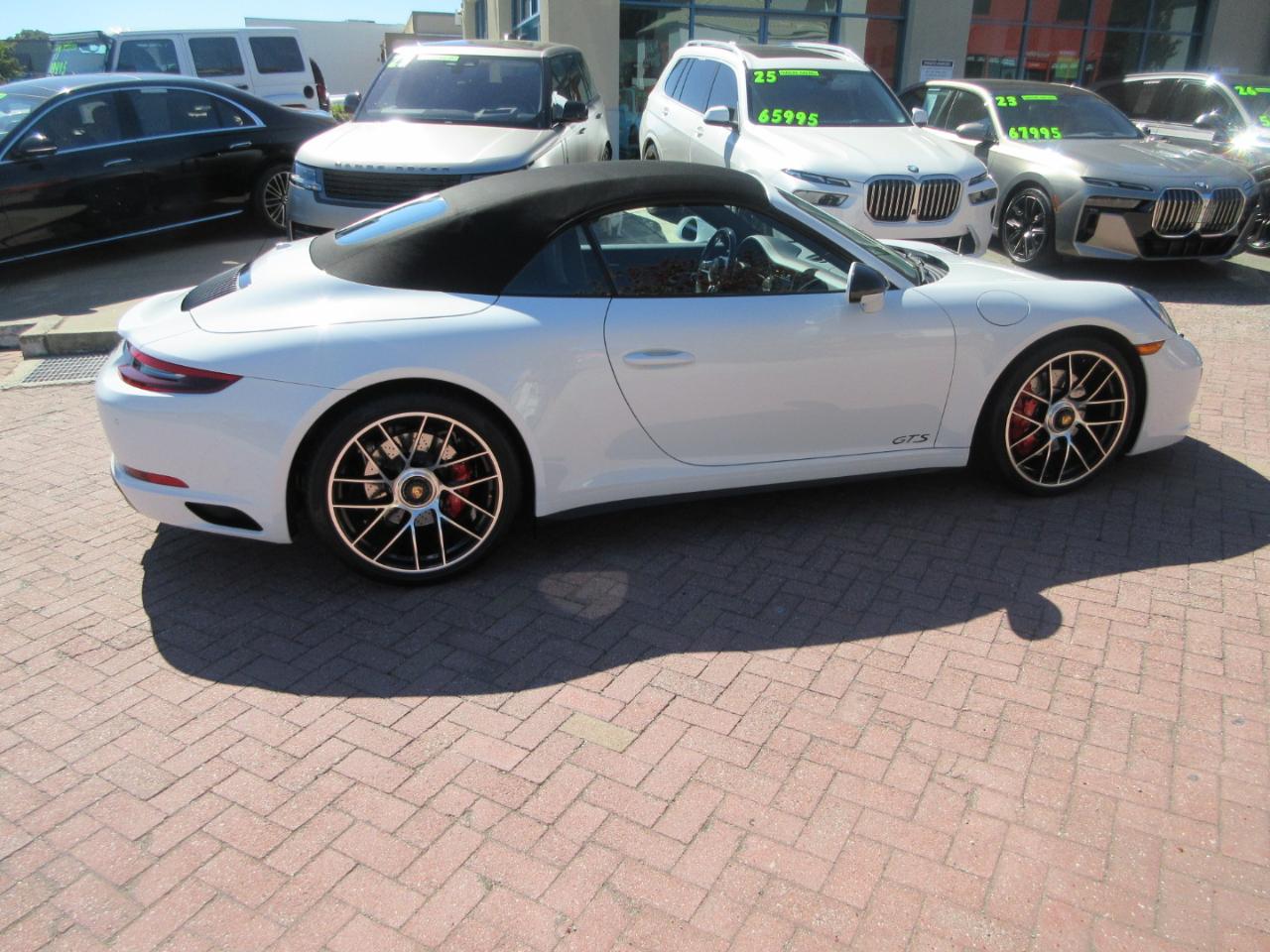 Porsche 911  2018