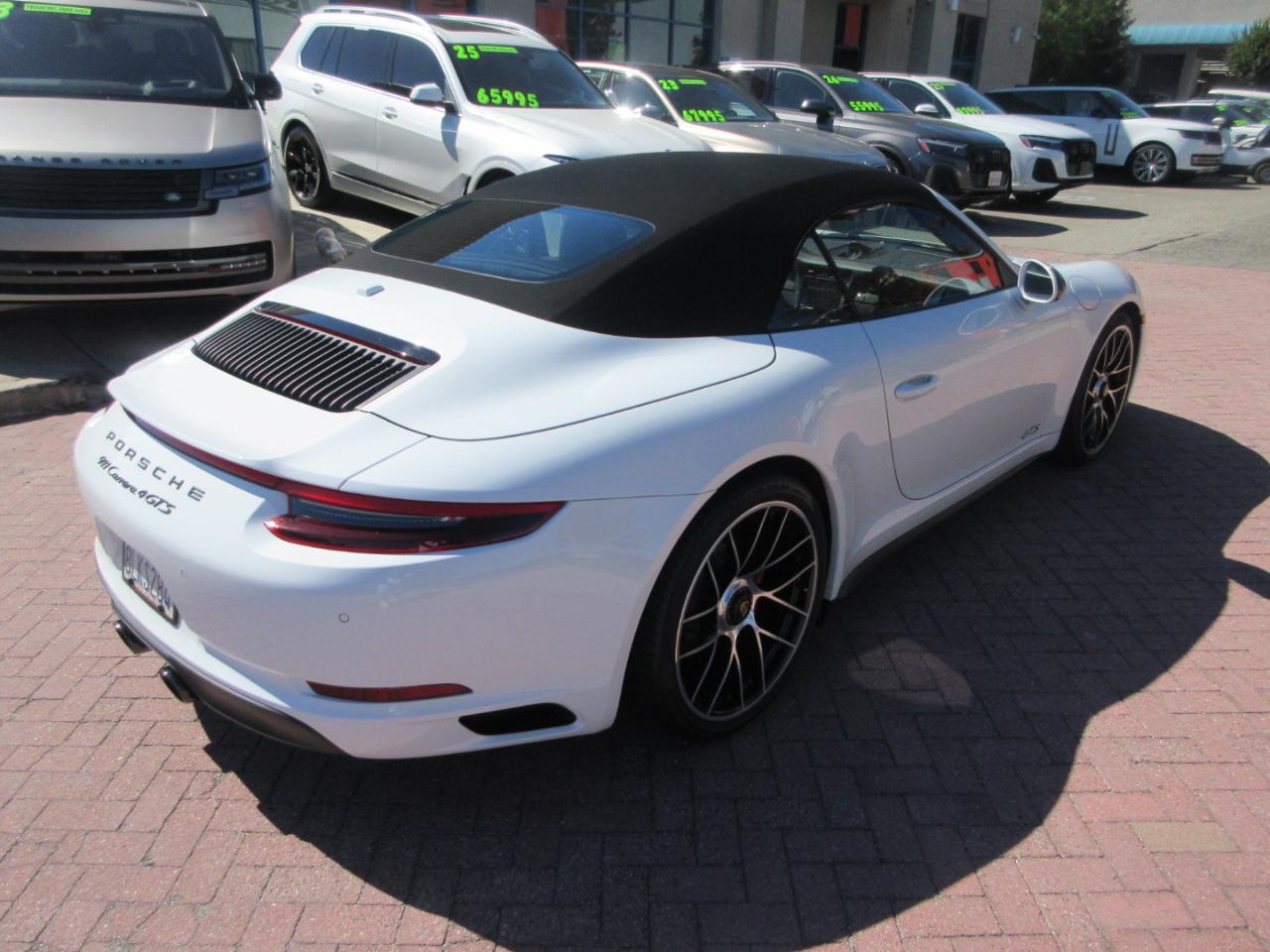Porsche 911  2018