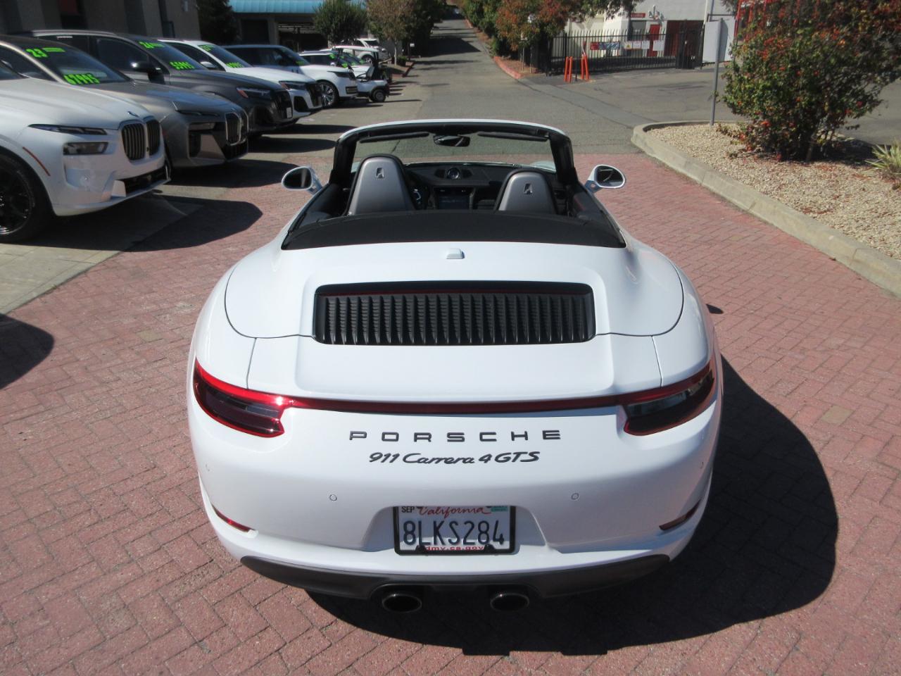 Porsche 911  2018