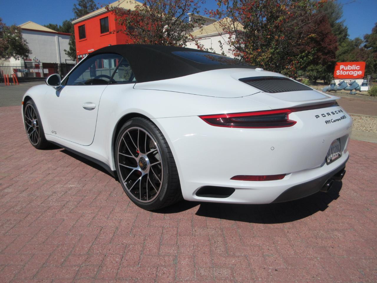 Porsche 911  2018
